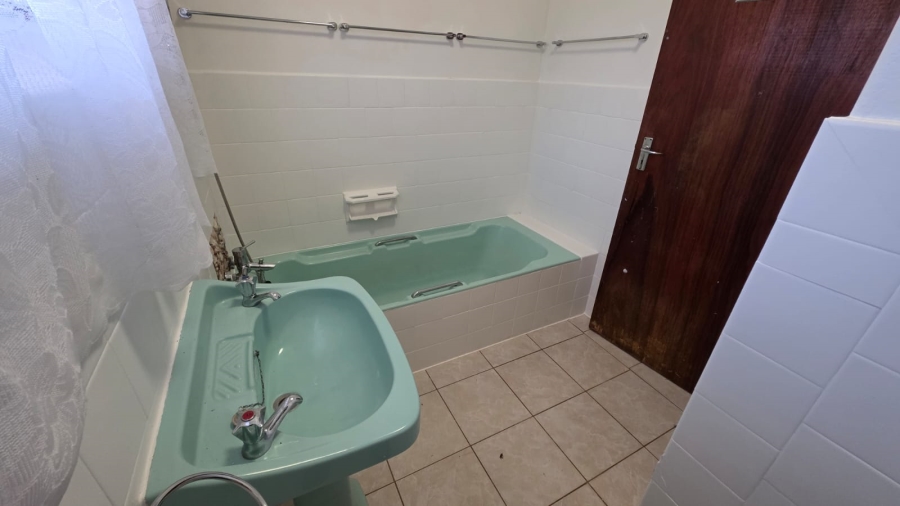4 Bedroom Property for Sale in Songloed North West